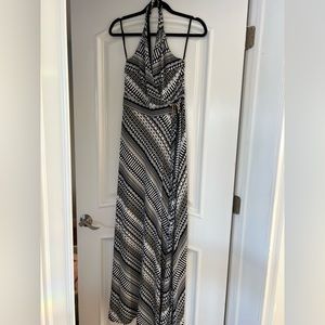 White House Black Market Dress size 6 NWT